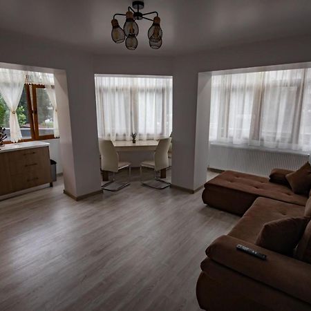 Apartament Natalia Tîrgu Ocna 外观 照片